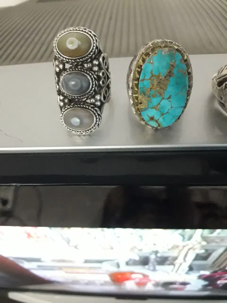 یاقوت به وزن ۳۶ گرم و انگشتر سه نگین|جواهرات|اصفهان, باب الدشت|دیوار