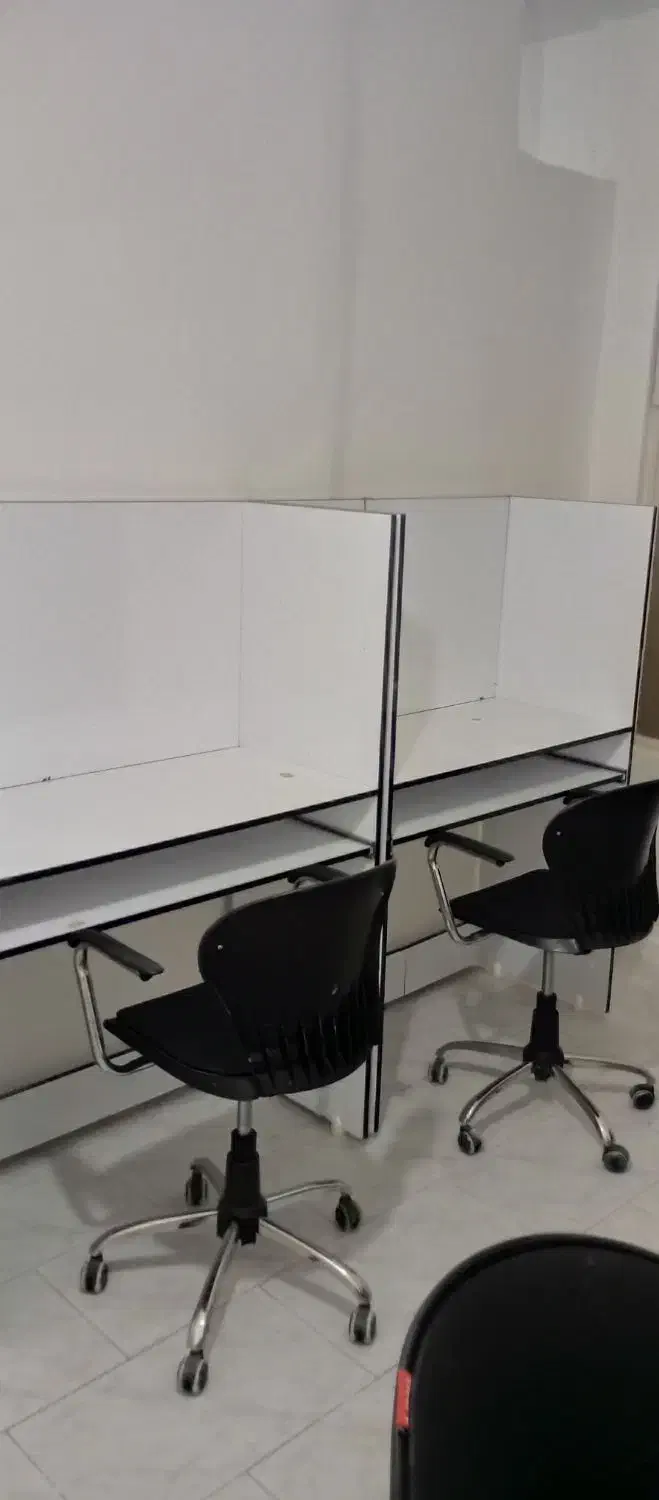 میز کامپیوتر و مطالعه|میز تحریر و کامپیوتر|تربتحیدریه, میدان مرکزی|دیوار