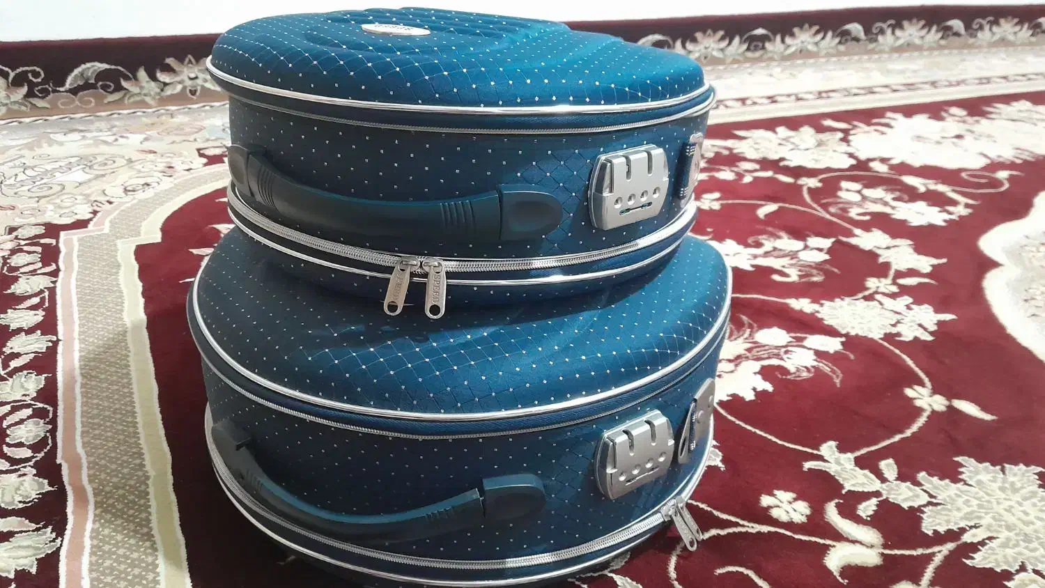 چمدونها سالم|کیف، کفش، کمربند|دورود, |دیوار