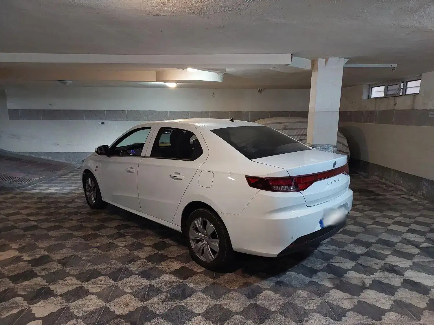 تارا اتوماتیک مدل ۱۴۰۱|خودرو سواری و وانت|شیراز, ریشمک|دیوار