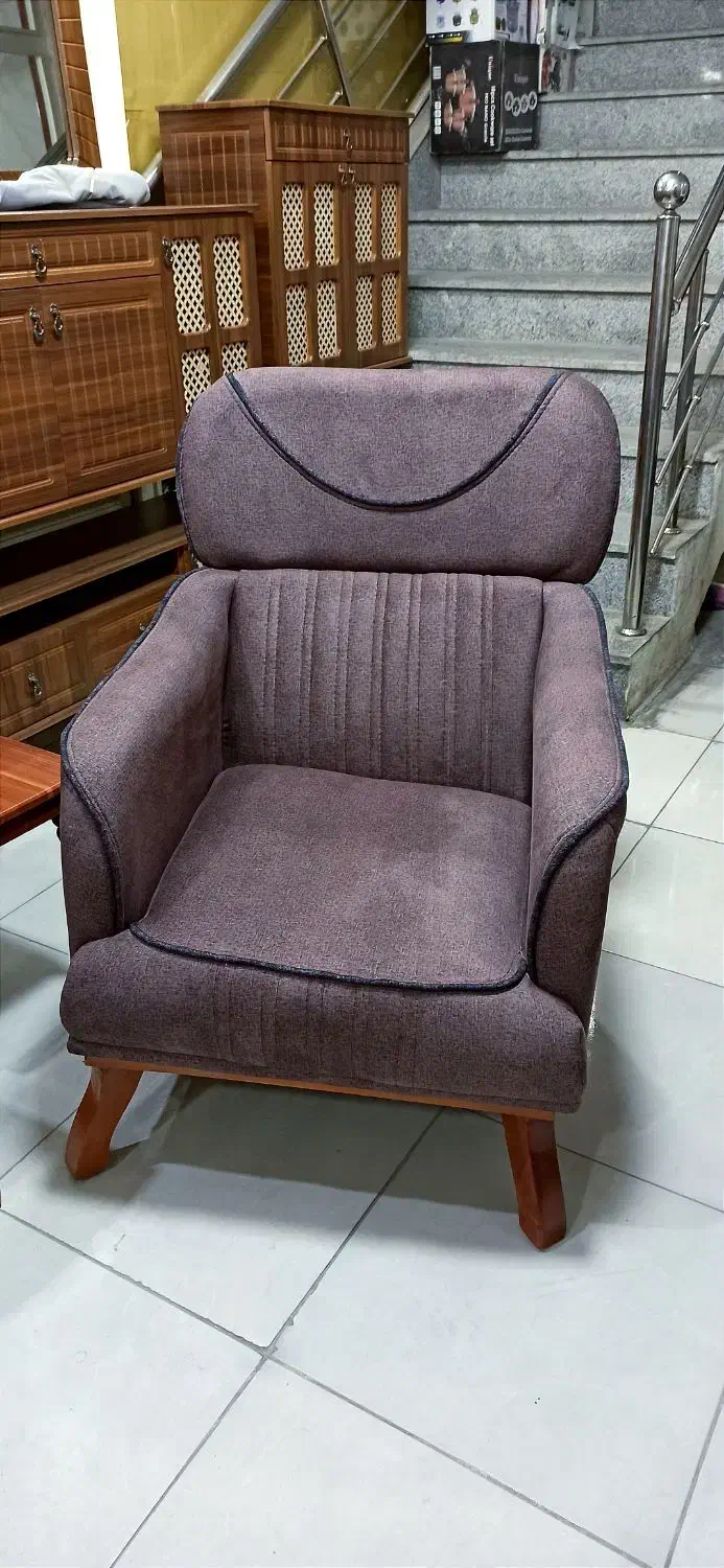 حراج مبل چستر تختخواب شو 8 نفره یک سوم قیمت بازار|مبلمان خانگی و میز عسلی|اسلامآباد غرب, |دیوار