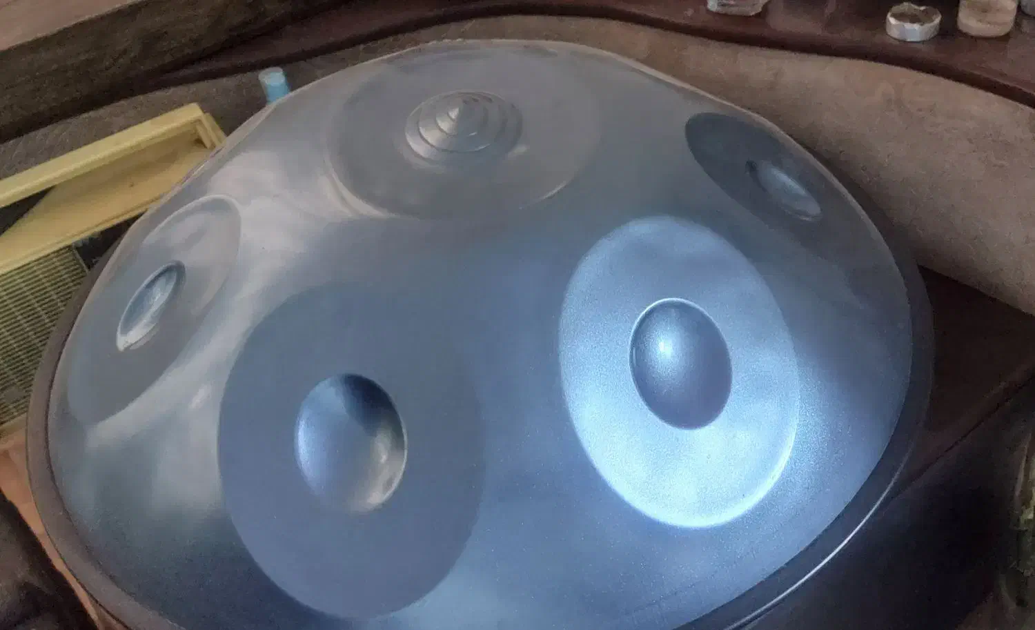 هنگ درام|درام و پرکاشن|اصفهان, نقش جهان|دیوار