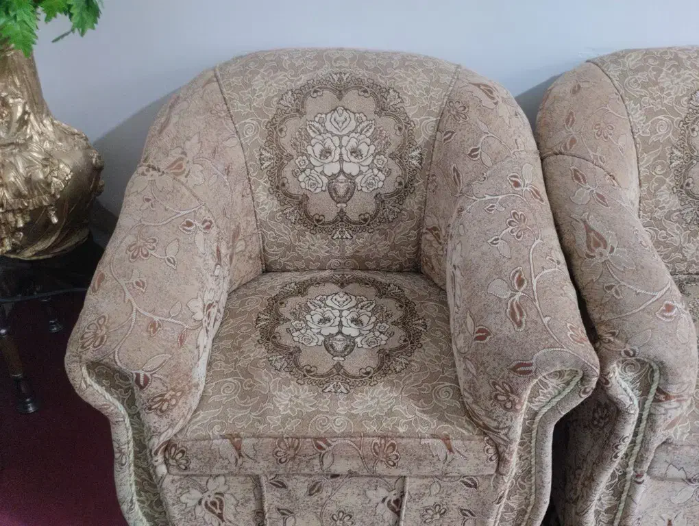 مبل هفت نفره با عسلی شیشه ای ۳۵۰۰|مبلمان خانگی و میز عسلی|مراغه, |دیوار