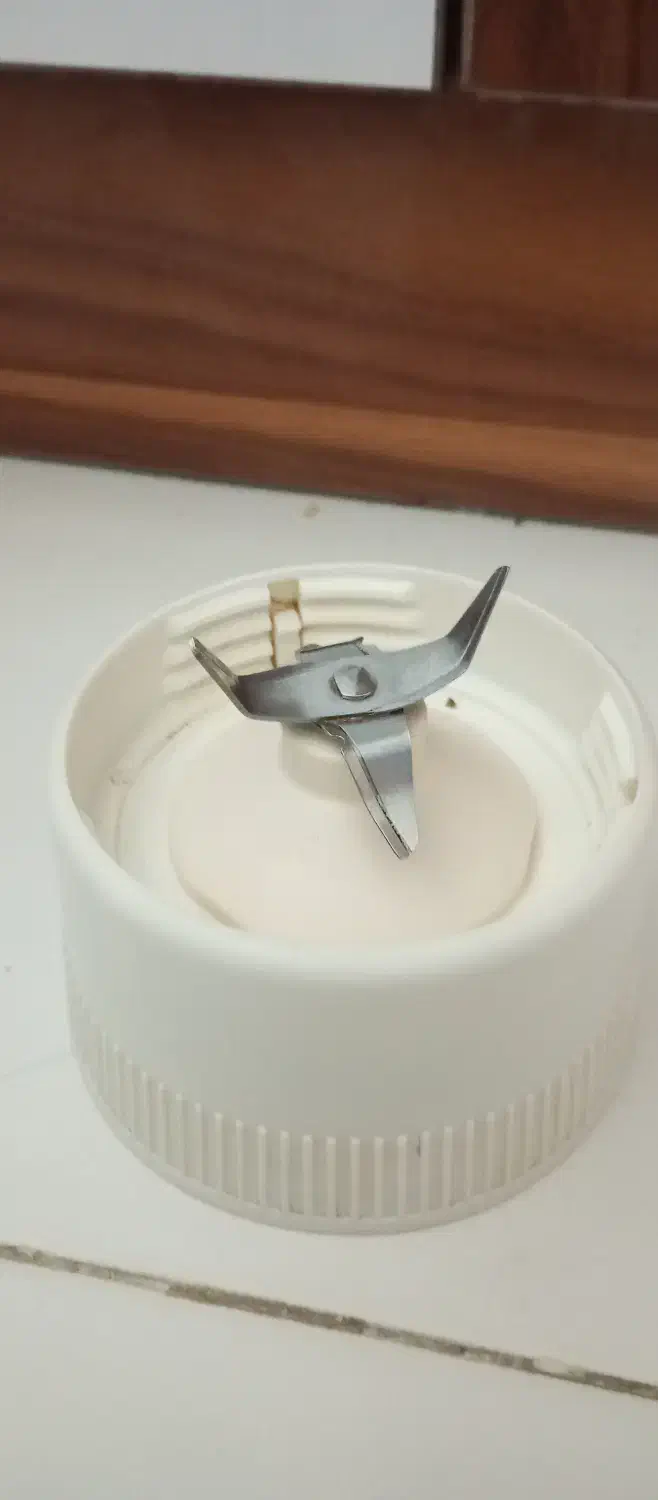 تیغه مخلوط کن پاناسونیک|آبمیوه‌گیر و آب‌مرکبات‌گیر|میانه, |دیوار