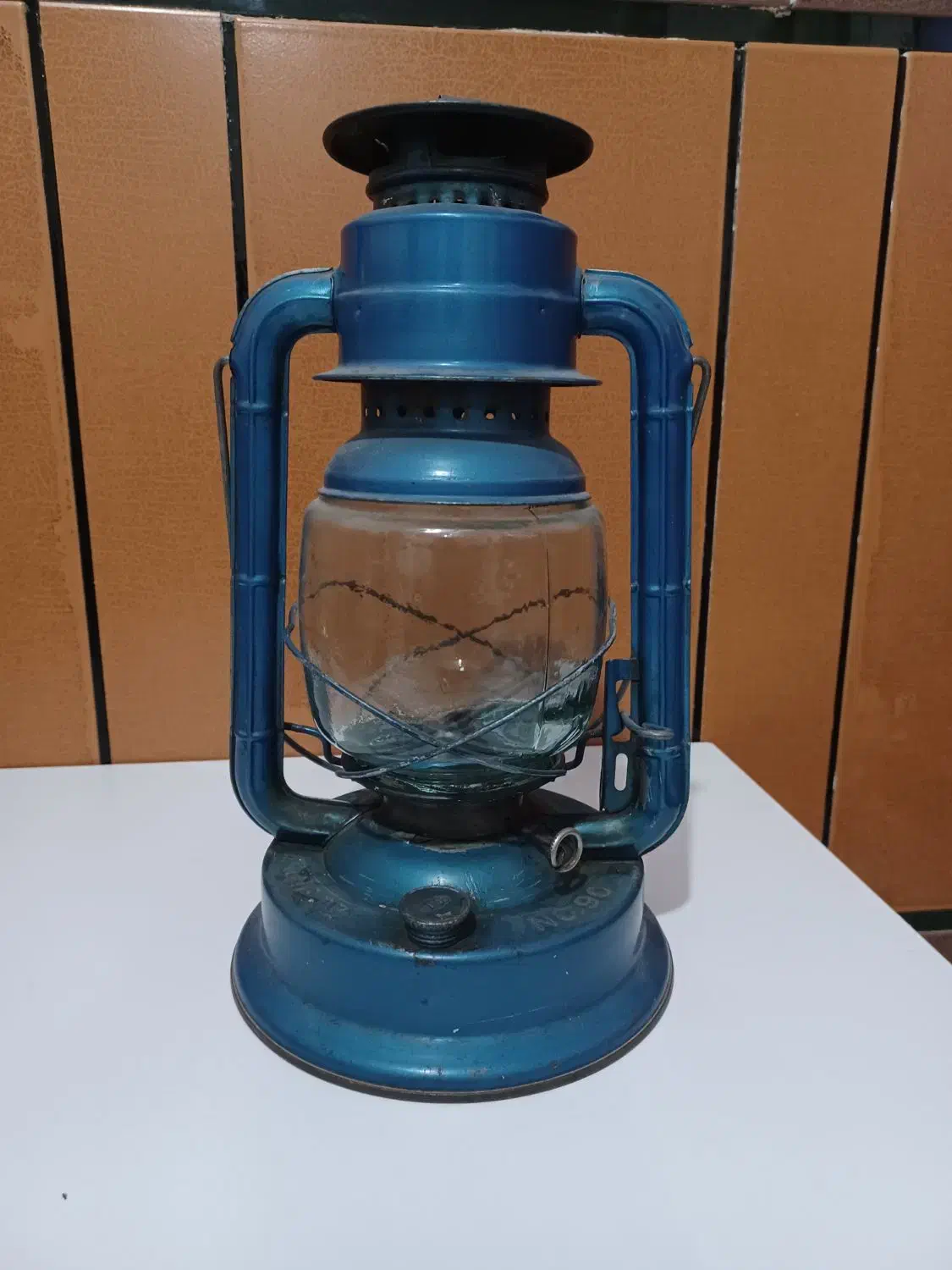 چراغ قدیمی|کلکسیون اشیاء عتیقه|دزفول, |دیوار