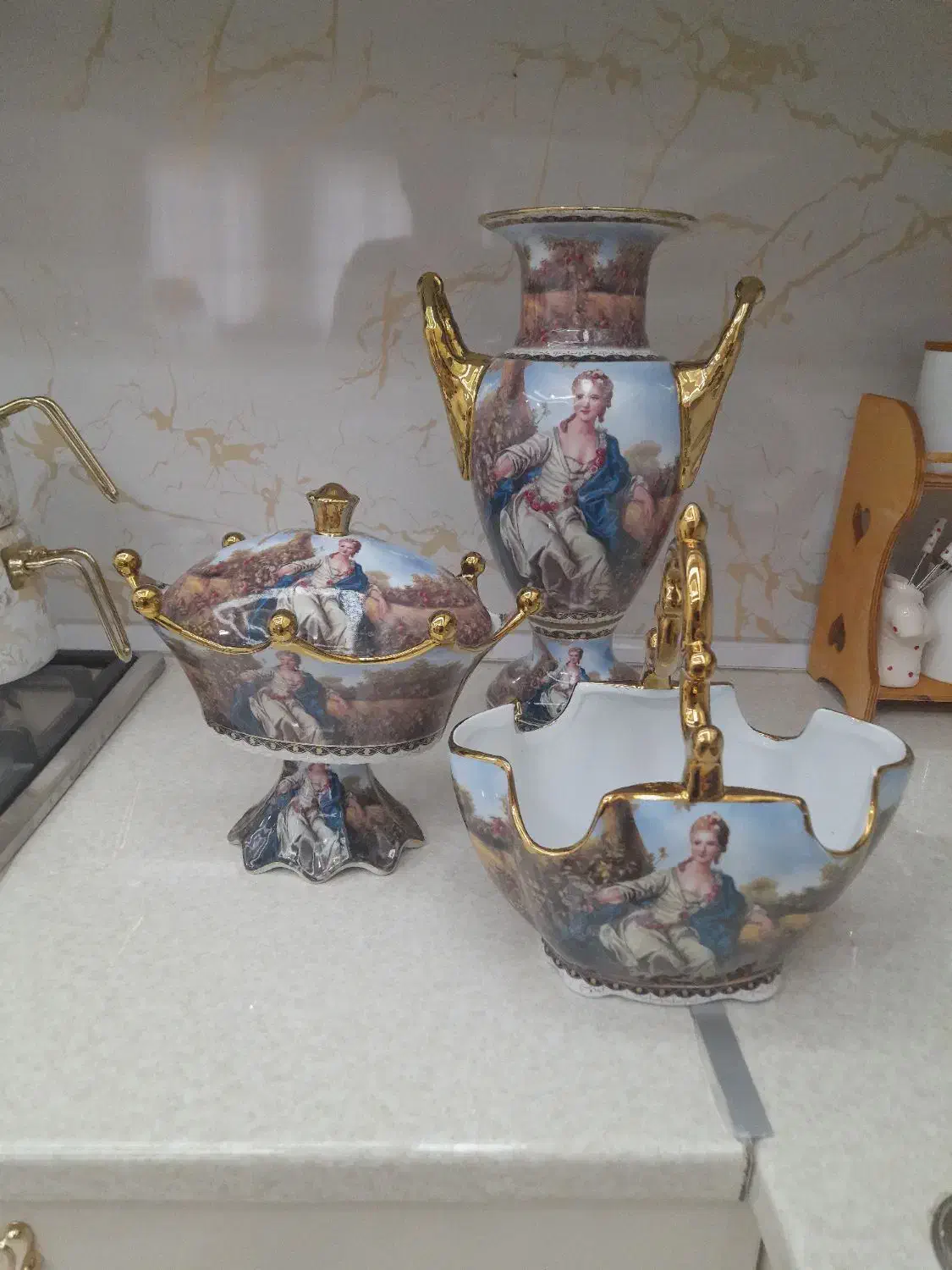 لوازم بوفه و دکوری|ظروف سرو و پذیرایی|اردبیل, |دیوار