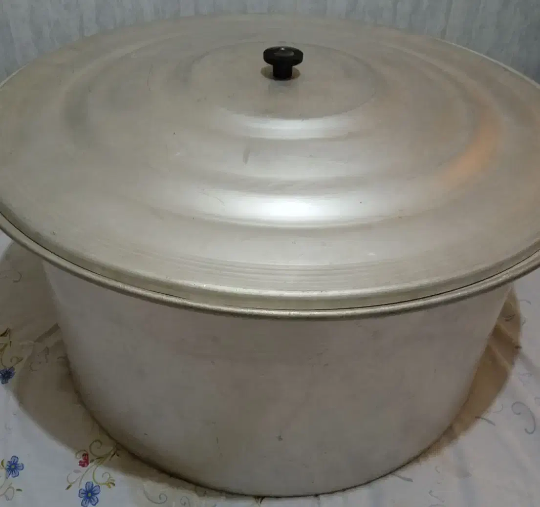 قابلمه(دیگ) سایزبزرگ|ظروف پخت‌وپز|نجف‌آباد, ویلاشهر|دیوار