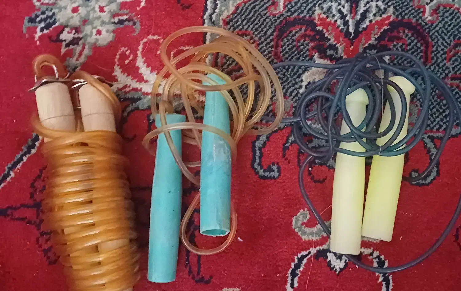 سه طناب ورزشی پلاستیکی و چوبی|تجهیزات ورزشی|تهران, باشگاه نفت|دیوار