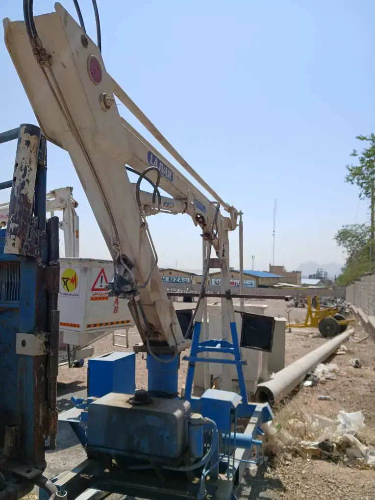 بالابر لجور L900 بسیار کم کار|ماشین‌آلات صنعتی|فولادشهر, فولادشهر|دیوار