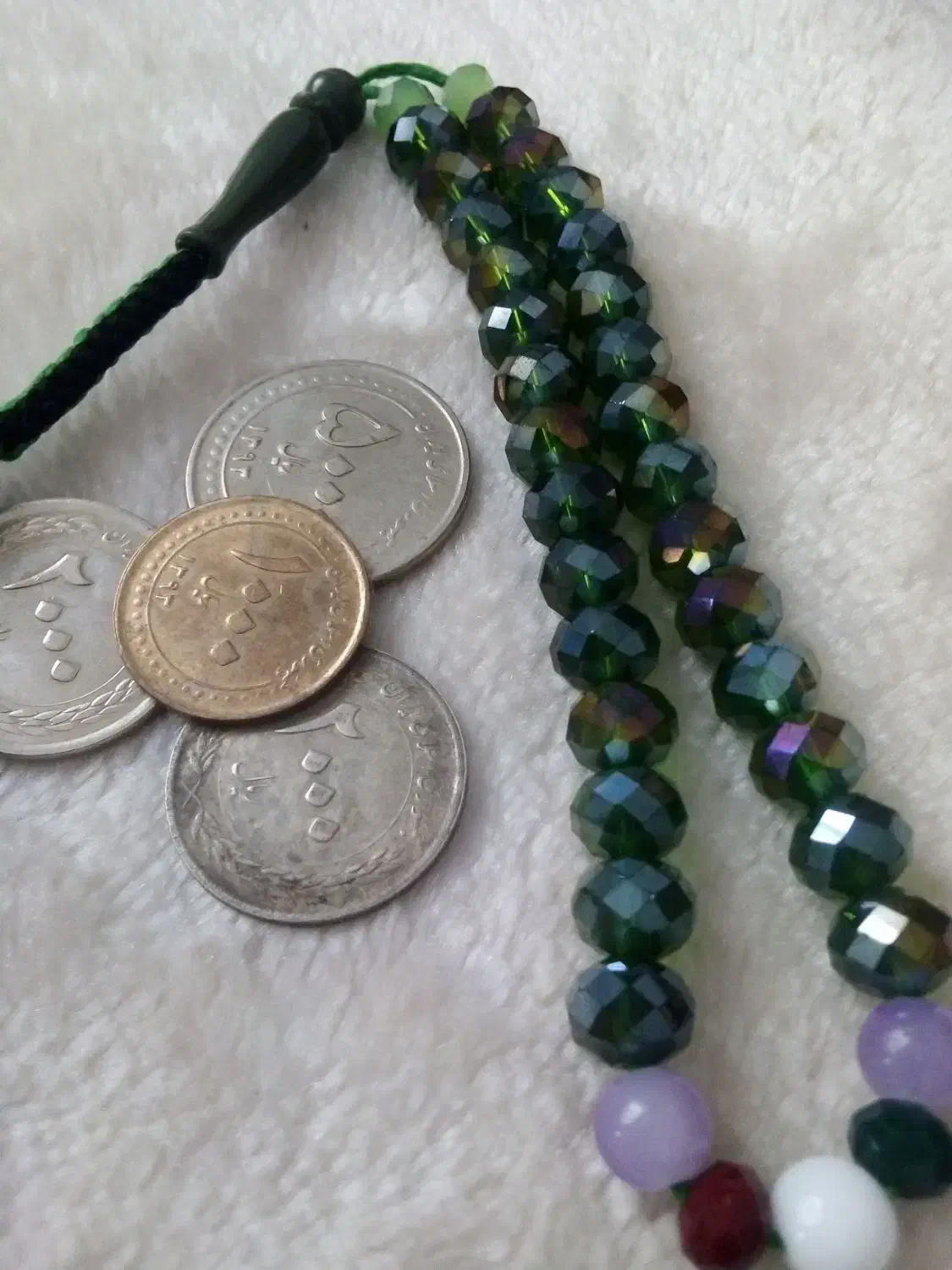 تسبیح کلکسیونی کارشده بسیار شیک قدیمی|کلکسیون اشیاء عتیقه|پرند, فاز ۵|دیوار