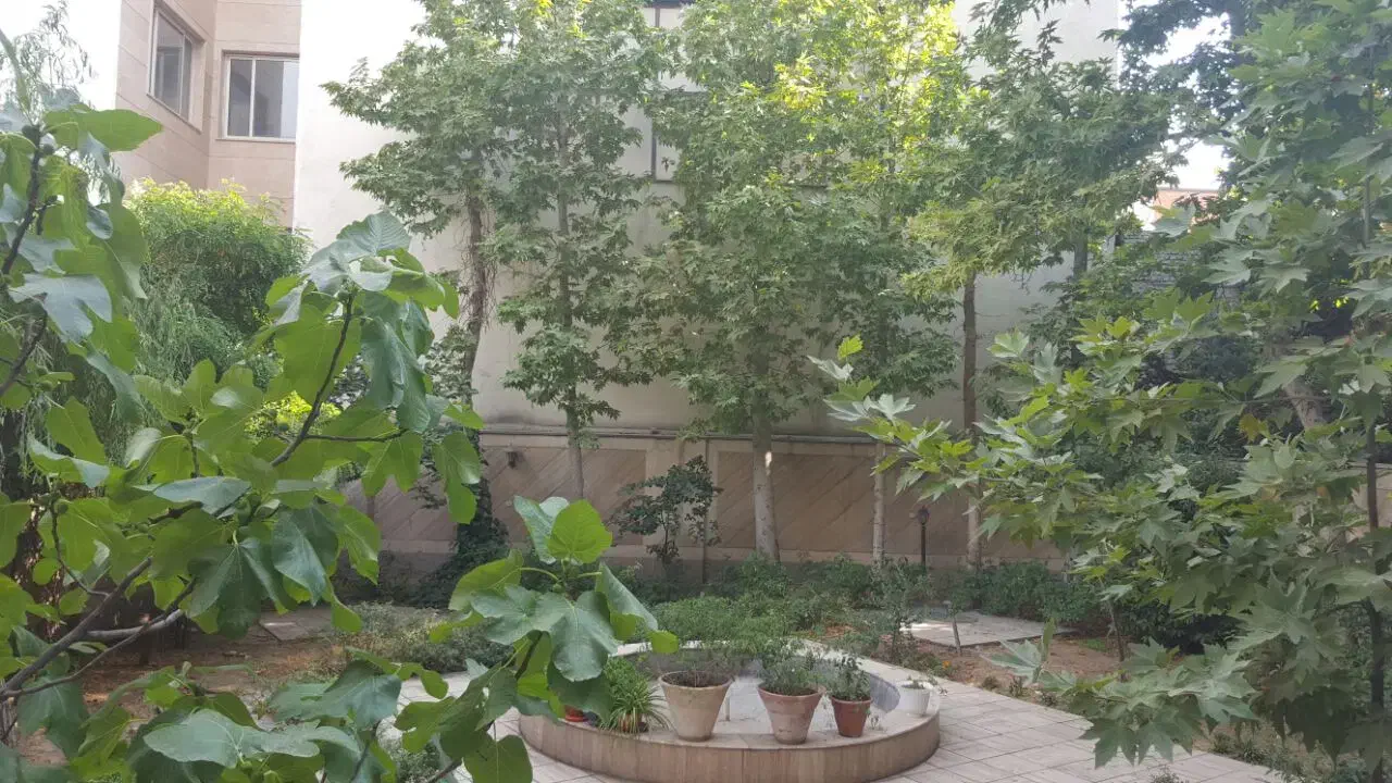 ویلایی پاسداران ۴۰۰متر دنج و مشجر|اجارهٔ خانه و ویلا|تهران, پاسداران|دیوار