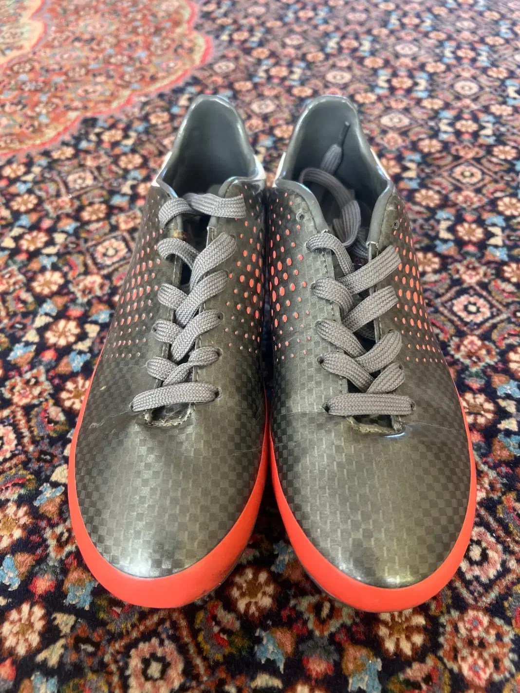 کفش ورزشی میخی|کیف، کفش، کمربند|اردبیل, |دیوار