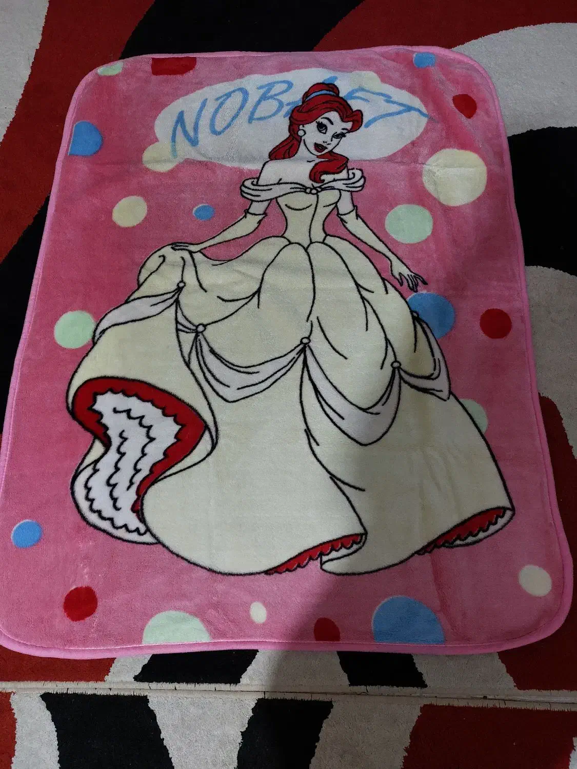 پتو نوجوان نو و تمیز|رختخواب، بالش، پتو|گرگان, |دیوار