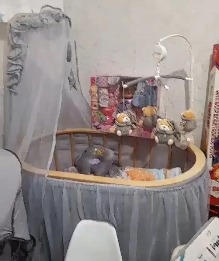 لندو وتخت|تخت و سرویس خواب|کبودرآهنگ, |دیوار