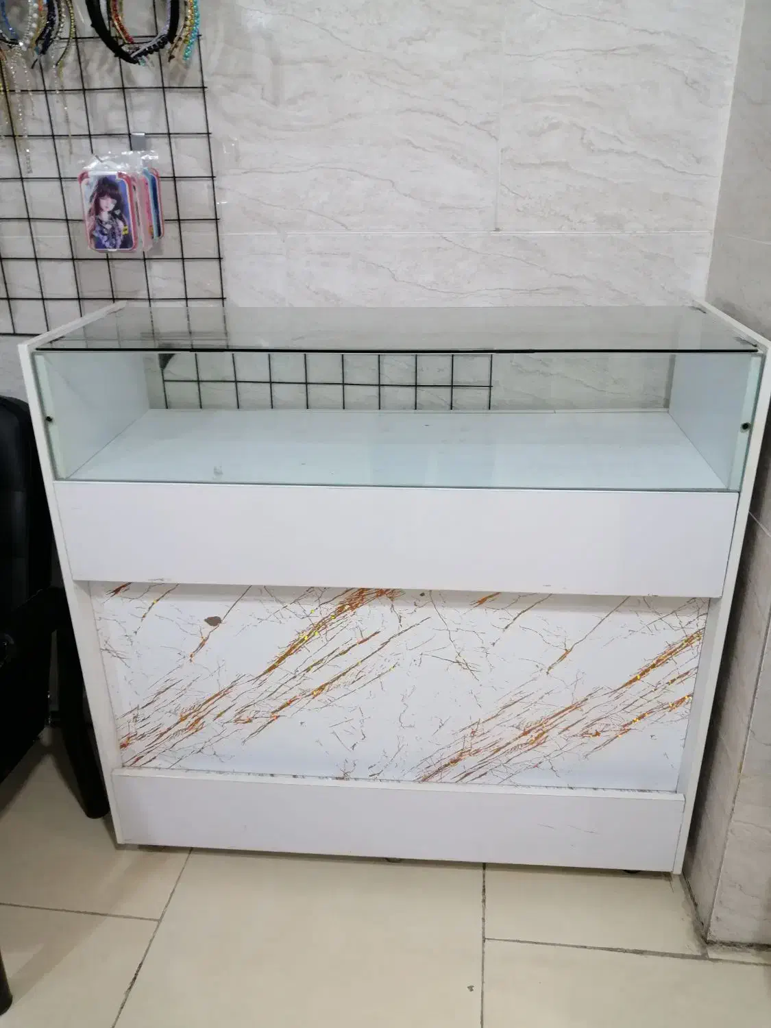 ویترین|فروشگاه و مغازه|مشکین‌دشت, |دیوار