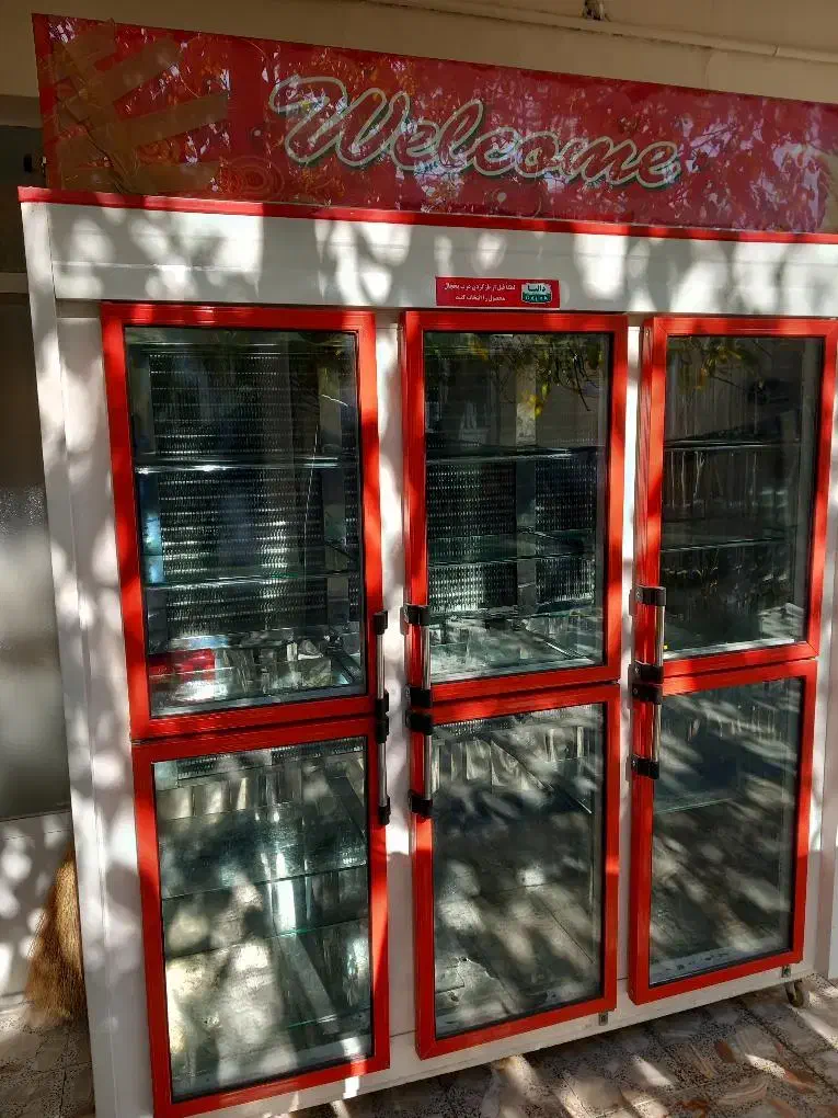 یخچال شش در.   در حد نو|فروشگاه و مغازه|فرخ‌شهر, |دیوار