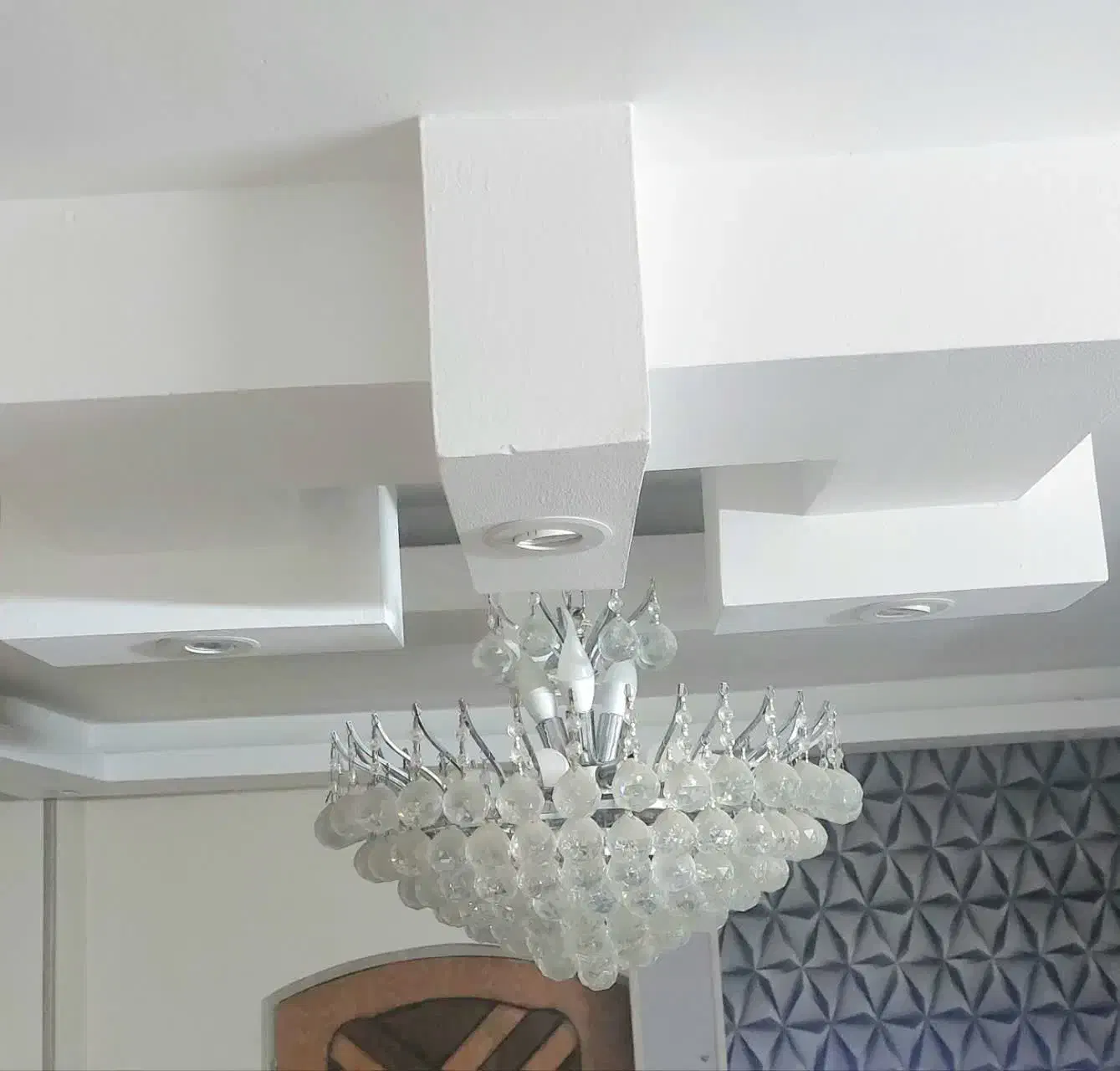 لوستر کریستالی|لوستر و چراغ آویز|اصفهان, شاهد|دیوار