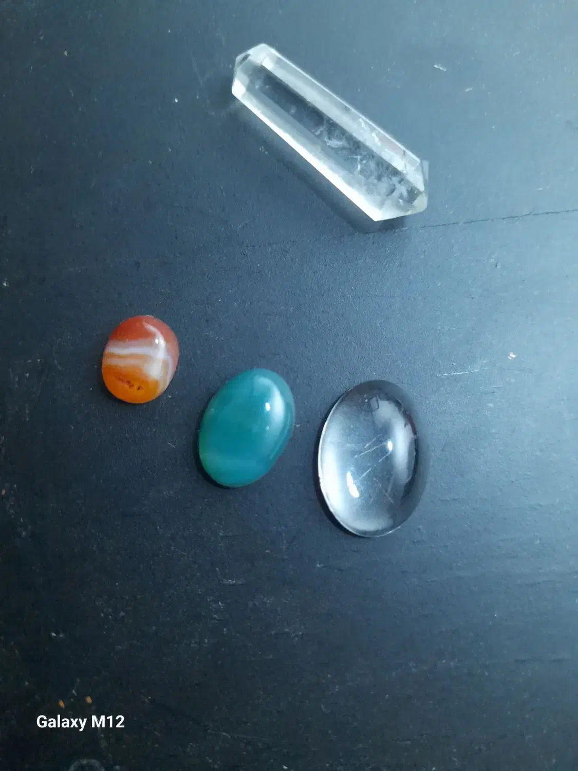 نگین های زیبا|جواهرات|لار, |دیوار