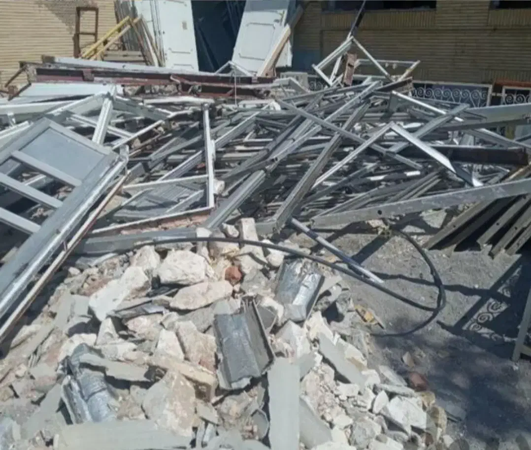 خرید فروش درب پنجره آلومینیومی آهنی وغیره|مصالح و تجهیزات ساختمان|مشهد, احمدآباد|دیوار