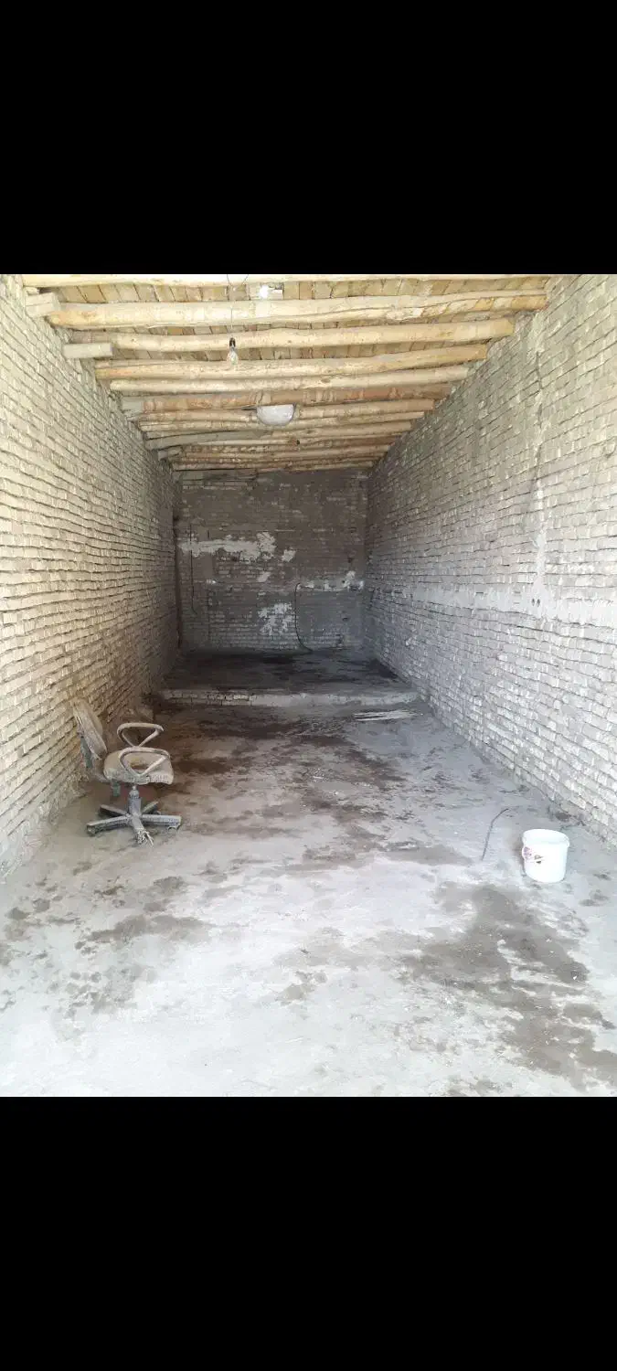 انبار ۷۰ متری|اجارهٔ مغازه و غرفه|خمین, |دیوار