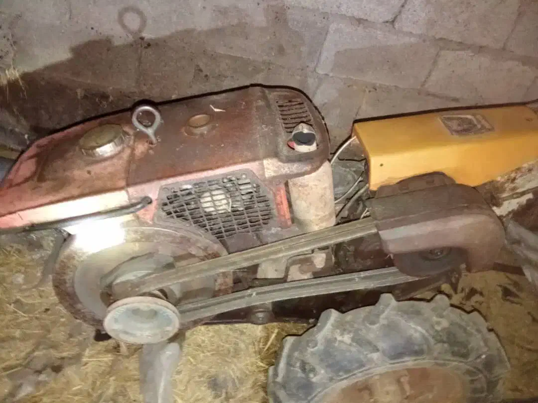 تیلر ۷نیم کبوتا|ماشینآلات صنعتی|کوچصفهان, |دیوار