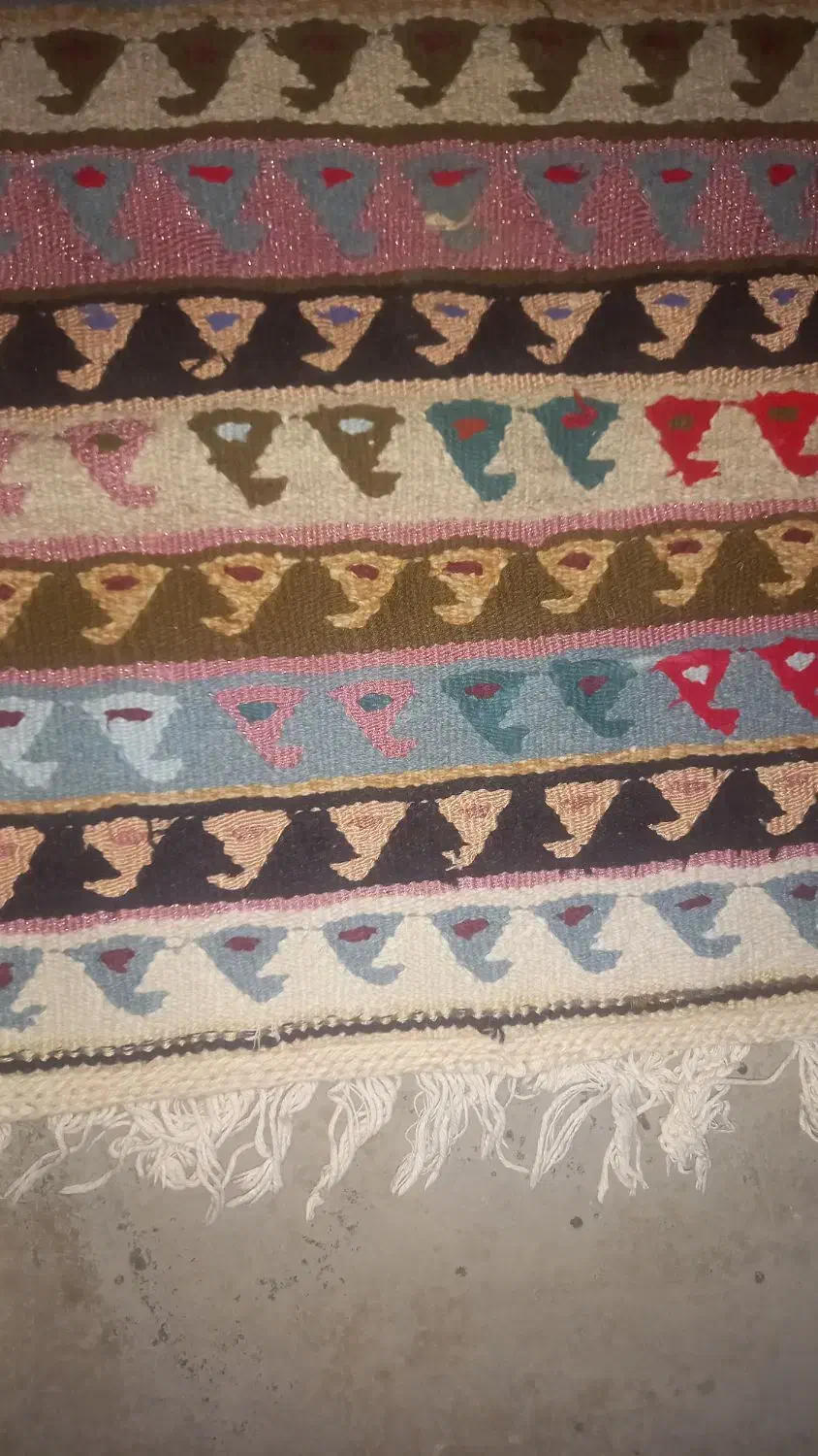 گلیم دست بافت|گلیم، جاجیم، گبه|کرمانشاه, |دیوار