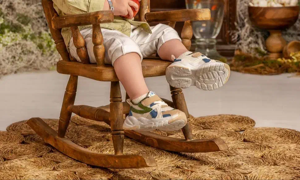 کفش اسپرت بچگانه|کفش و لباس بچه|مشهد, تلگرد|دیوار