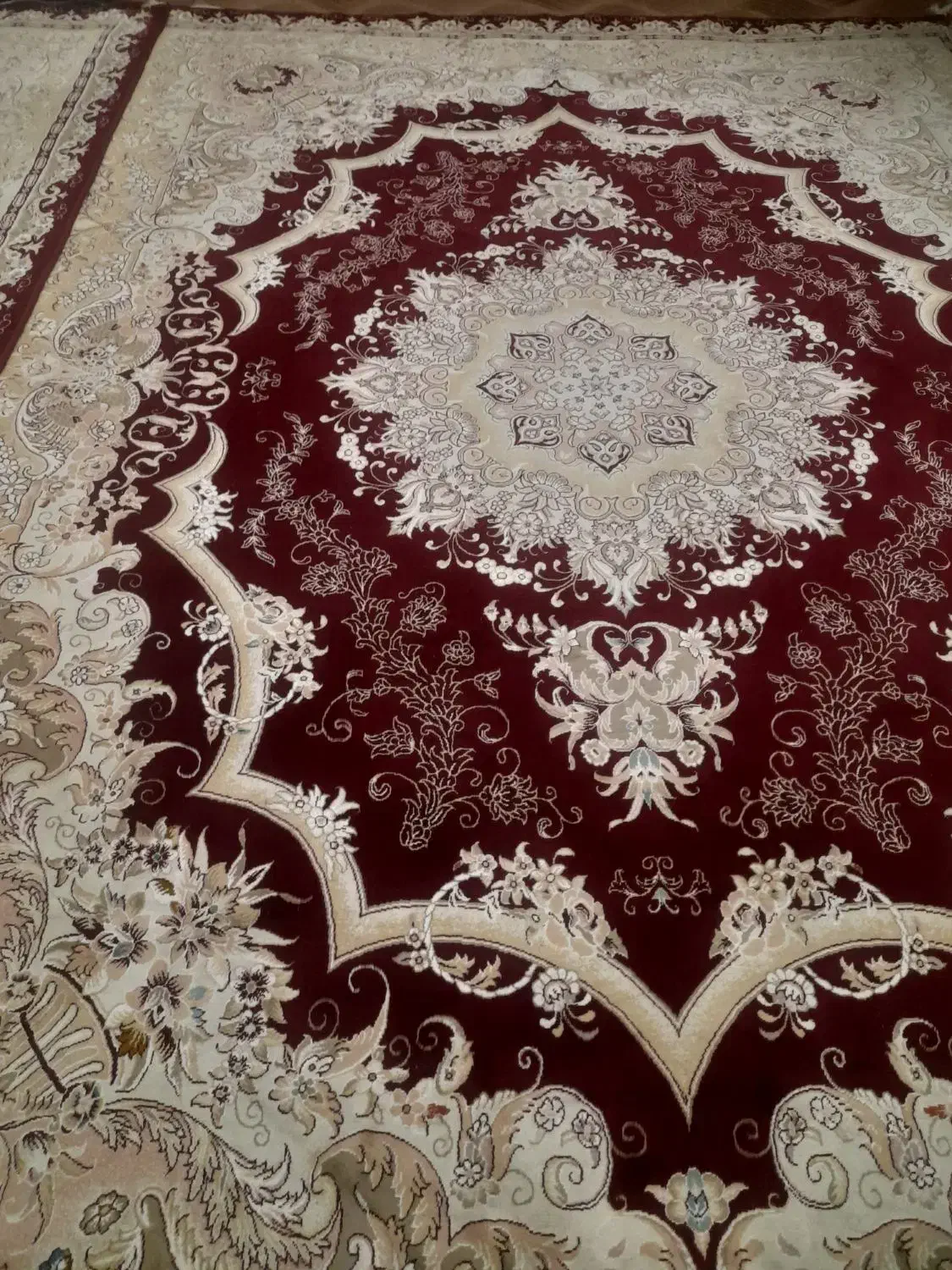 فرش دوازده متری|فرش|بناب, |دیوار