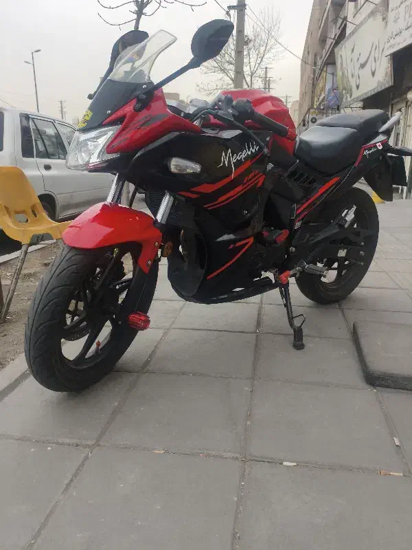 موتور  مگلی 200|موتورسیکلت|کرج, شهرک ولیعصر|دیوار