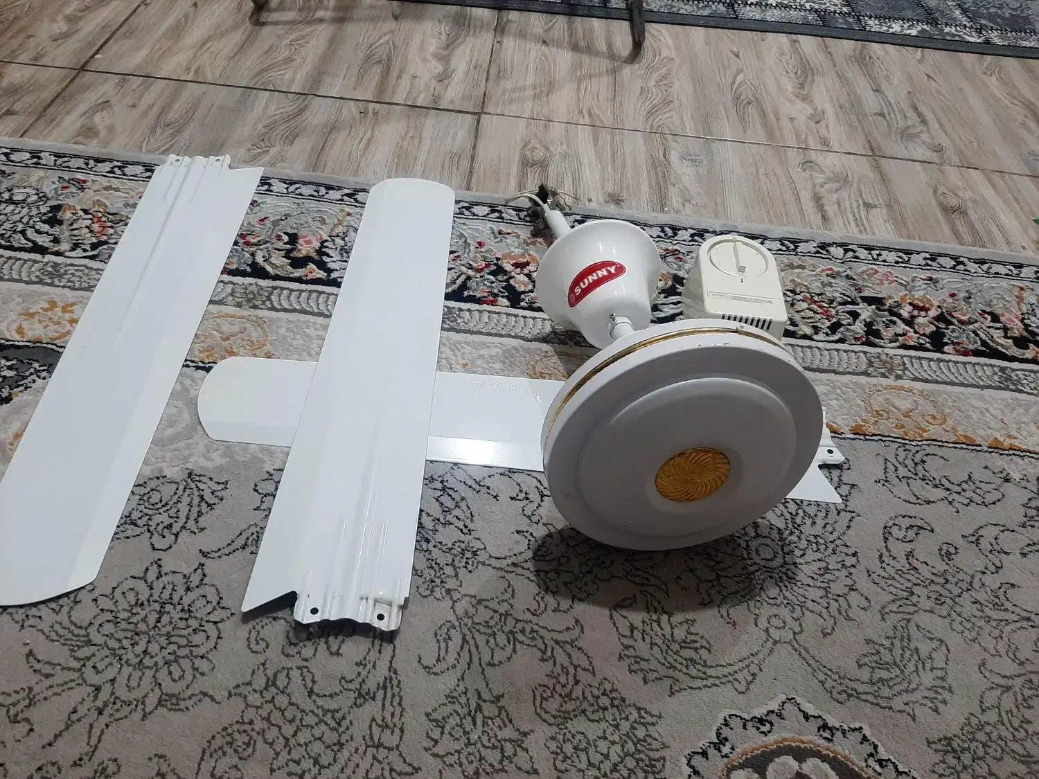 پنکه سقفی سونی|پنکه و تصفیهکنندهٔ هوا|گرگان, |دیوار