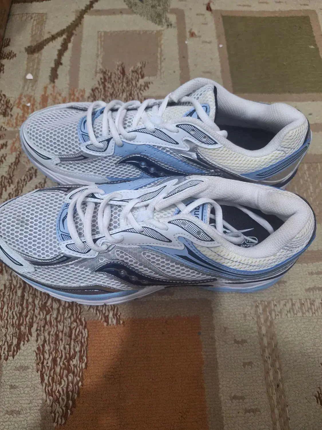 کفش ساکونی سایز ۴۲|کیف، کفش، کمربند|مشهد, شهید قربانی|دیوار