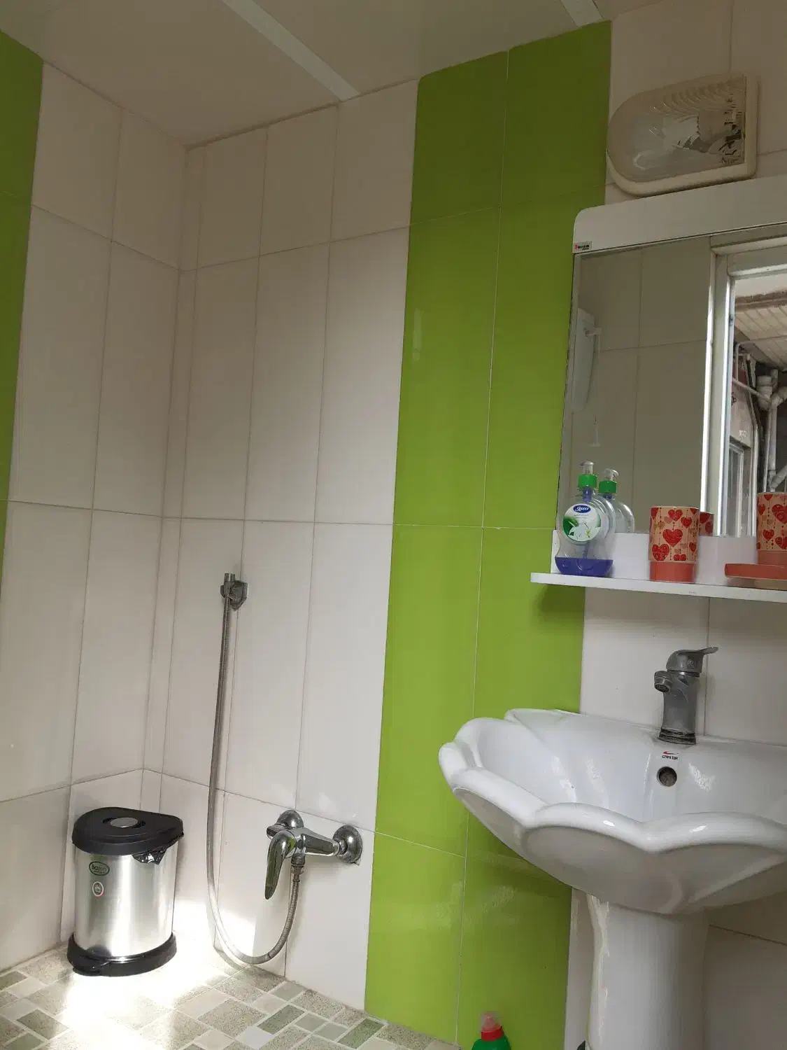 سوئیت نزدیک به دریا|اجارهٔ کوتاه‌مدت آپارتمان و سوئیت|محمودآباد, |دیوار