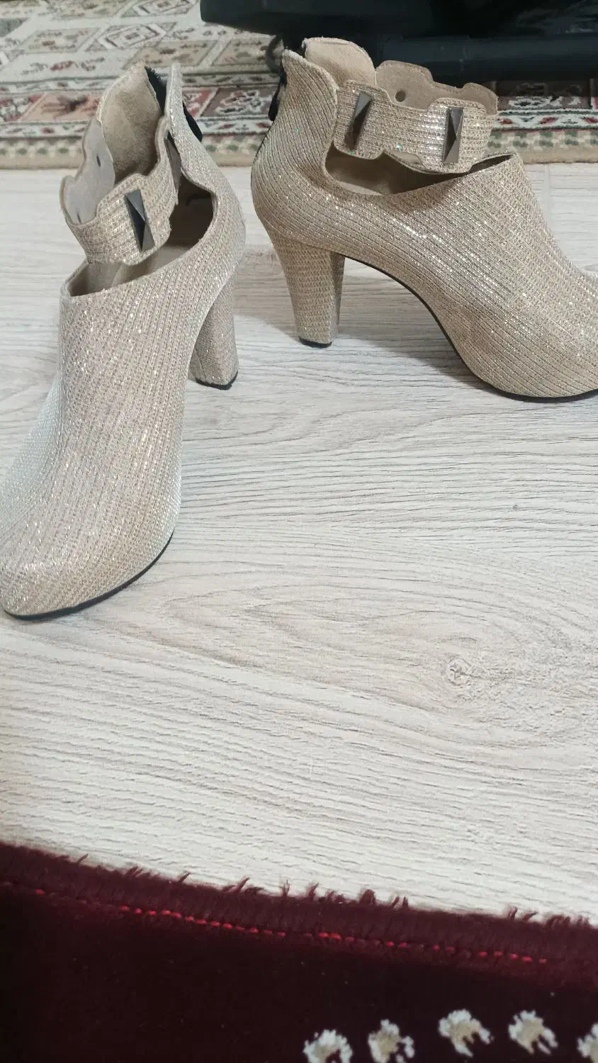 کفش سایز 38|کیف، کفش، کمربند|نسیم‌شهر, |دیوار