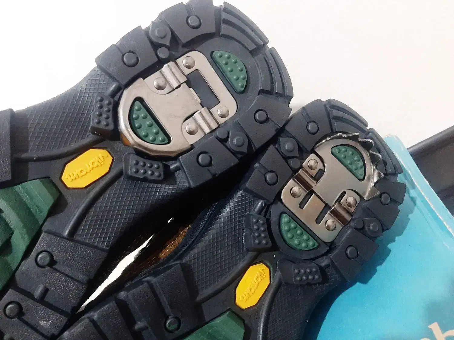 کفش کوهنوردی کلمبیا ۳۹|کیف، کفش، کمربند|همدان, |دیوار