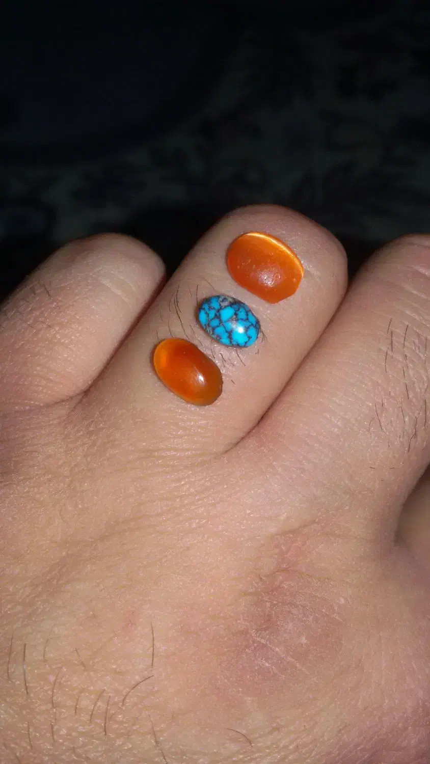 نگین انگشتر|جواهرات|قم, قلعه کامکار|دیوار