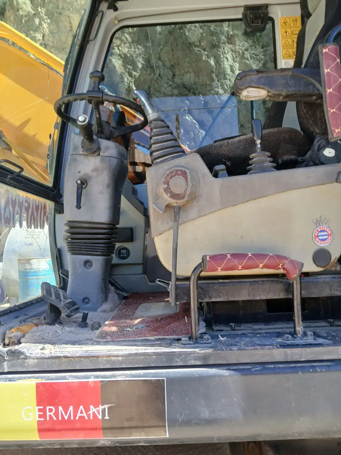 بیل لاستیکی ۱۷۰|خودرو سنگین|ابهر, |دیوار