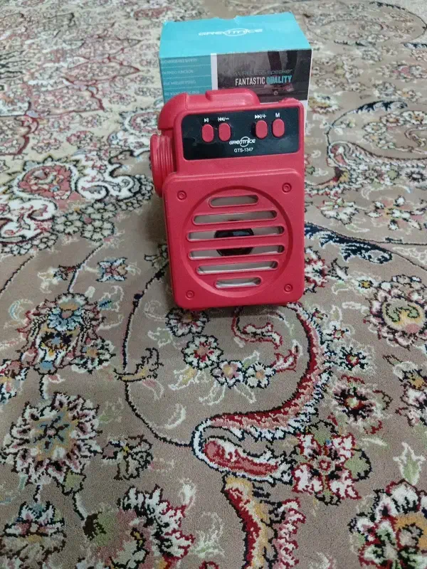 اسپیکر بلوتوثی فلش خور رادیو دار و رم خور|پخشکننده همراه|ساوه, |دیوار