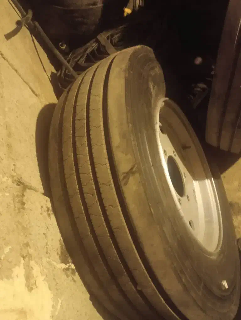 لاستیک|قطعات یدکی و لوازم جانبی|انزل, |دیوار