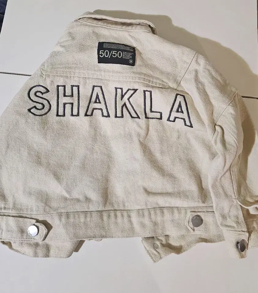 کت لش طور اسپرت شیک|کفش و لباس بچه|بابل, |دیوار