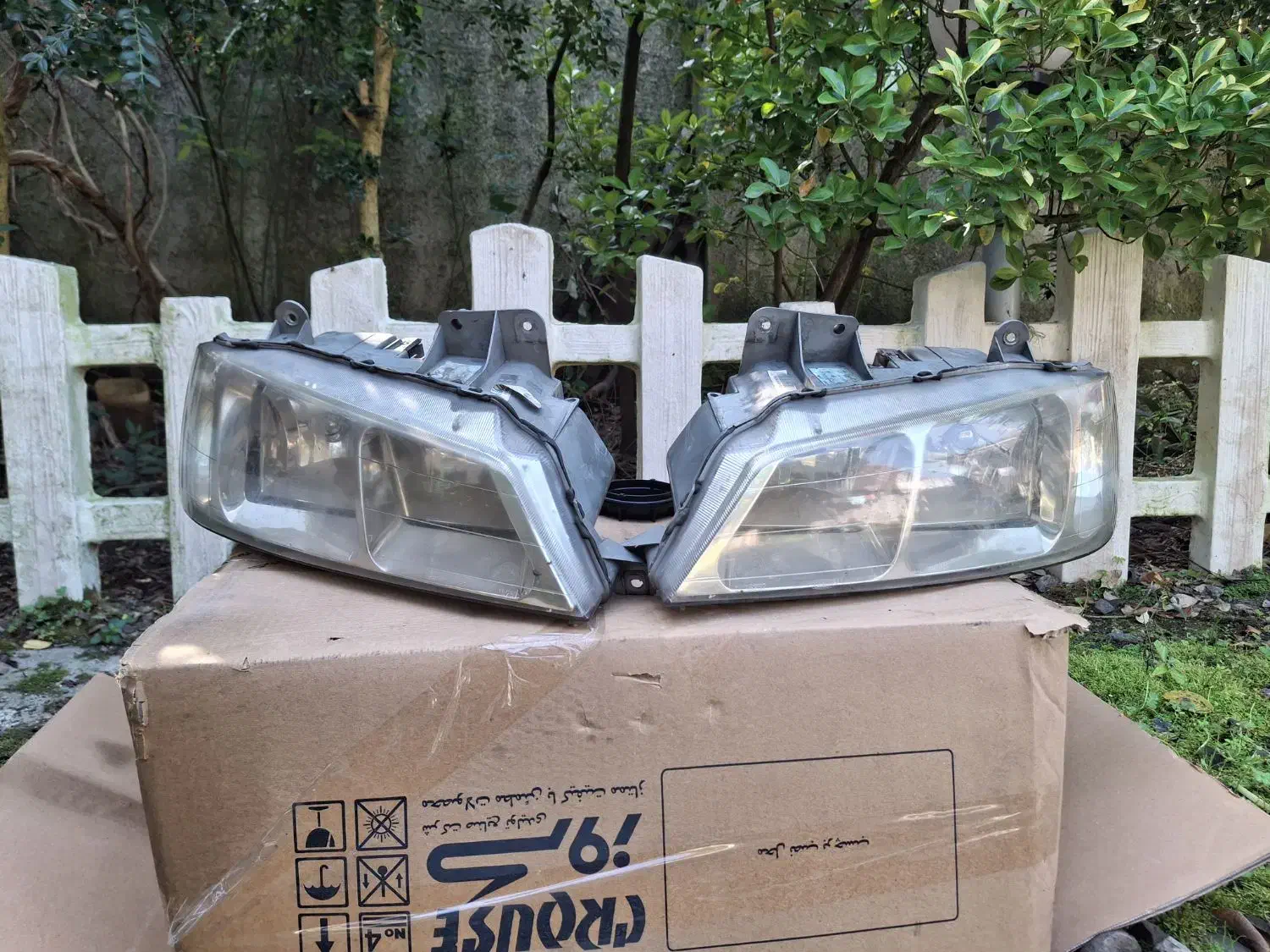 چراغ جلو پارس جفت|قطعات یدکی و لوازم جانبی|لنگرود, |دیوار