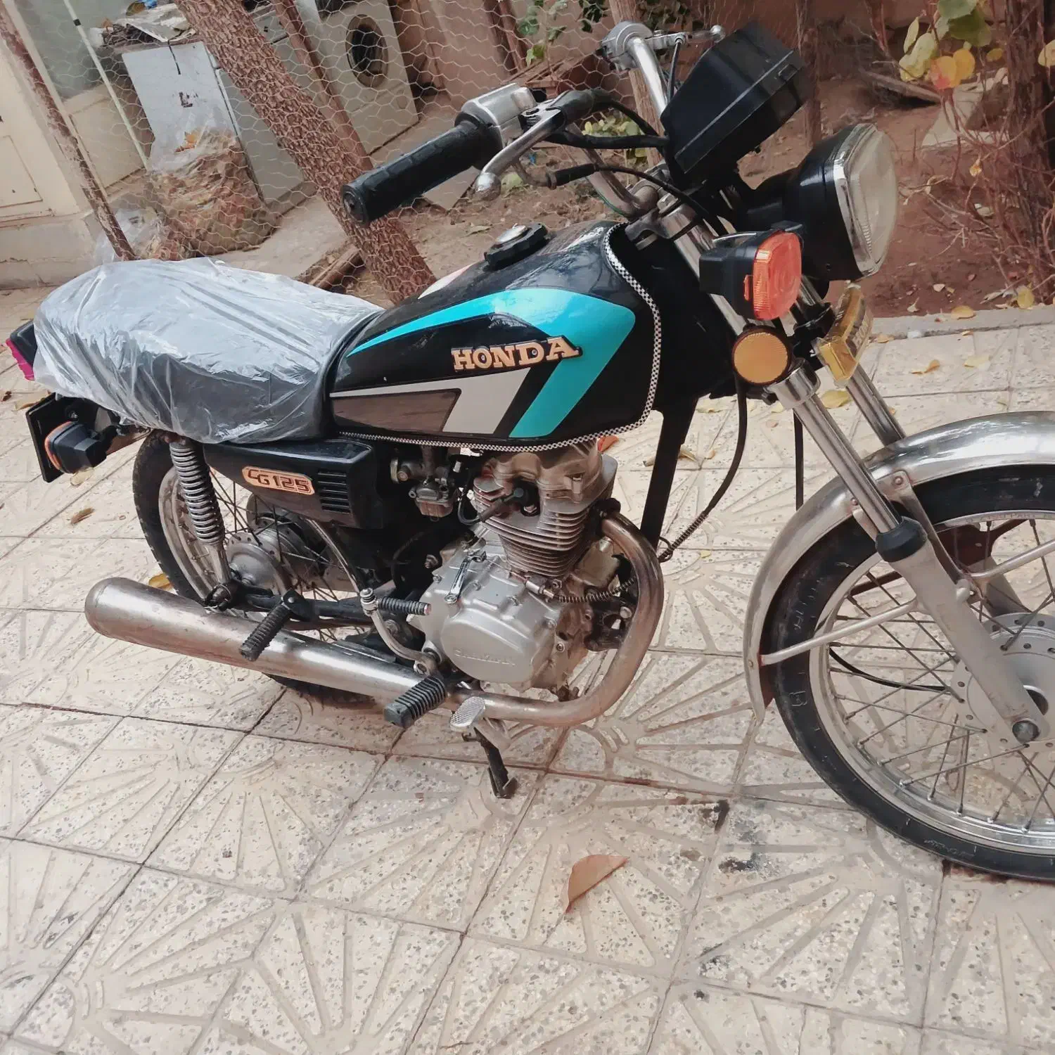 موتور هندا پلاک قدیم|موتورسیکلت|خمینیشهر, |دیوار