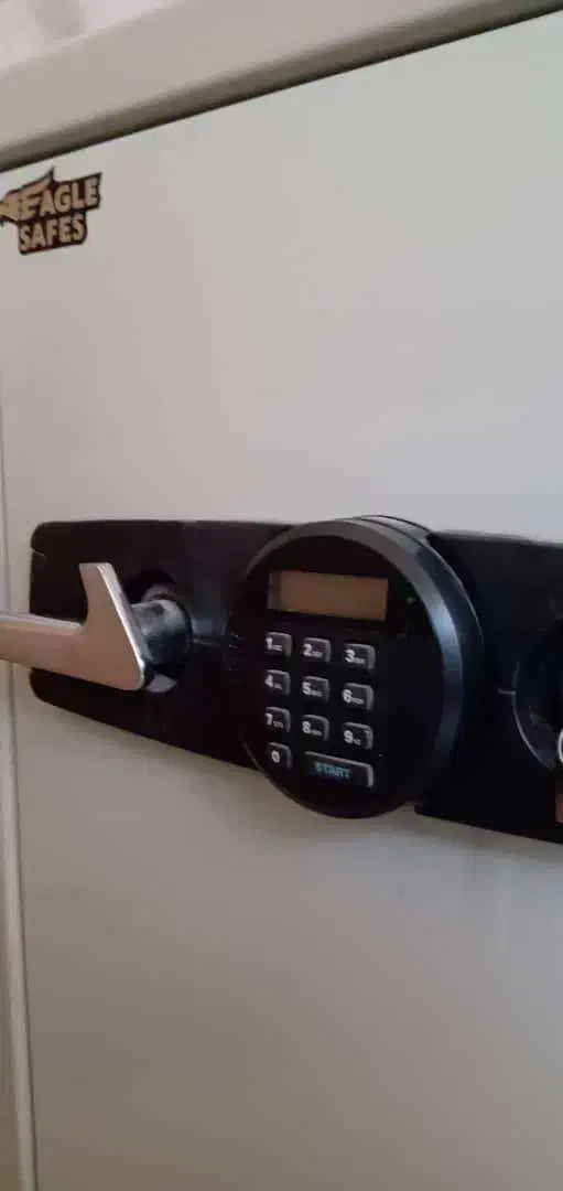 گاو صندوق|فروشگاه و مغازه|شریف‌آباد, |دیوار