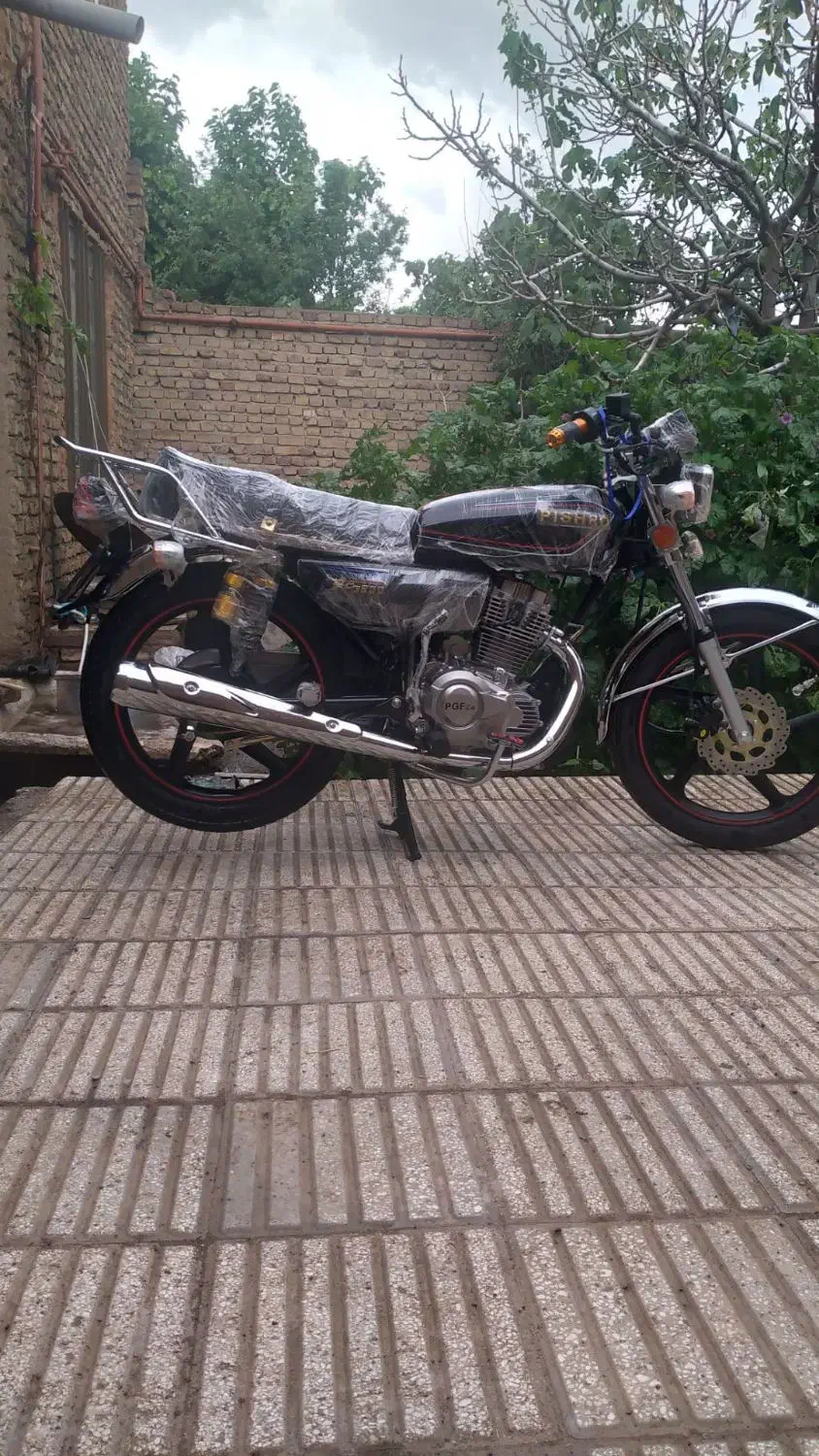 موتور پیشرو مدل 1403|موتورسیکلت|سبزوار, غرب نیروگاه|دیوار