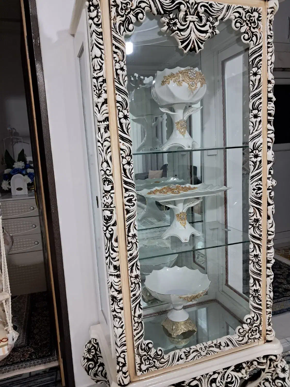 بوفه در حد نو|بوفه، ویترین، کنسول|هشترود, |دیوار