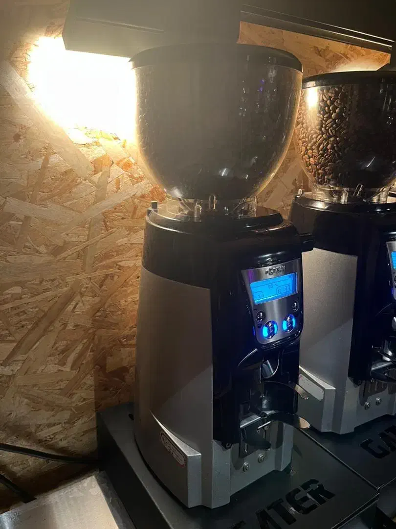 آسیاب قهوه جیمبالی آندیمند|کافیشاپ و رستوران|رشت, گلسار|دیوار