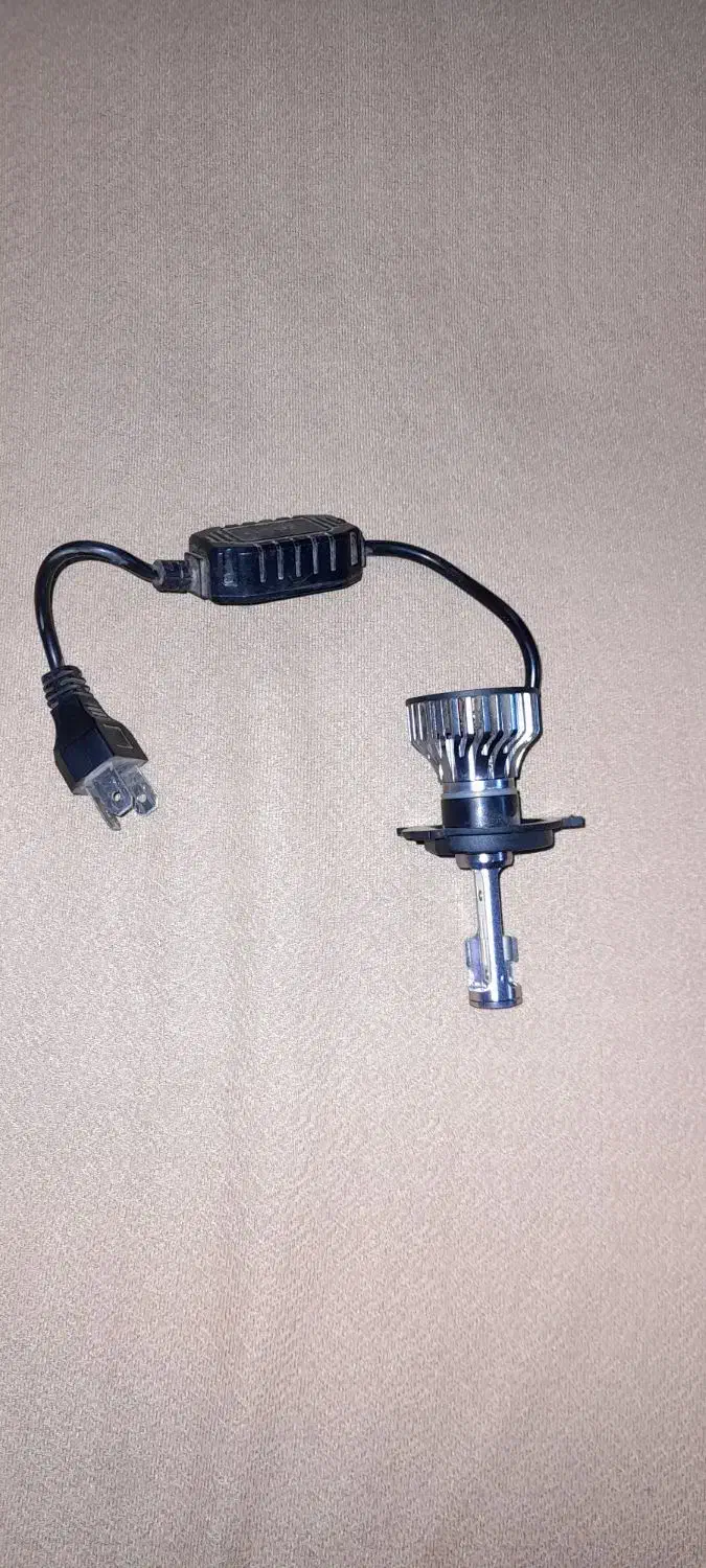 هدلایت تکی|لامپ و چراغ|بروجرد, |دیوار