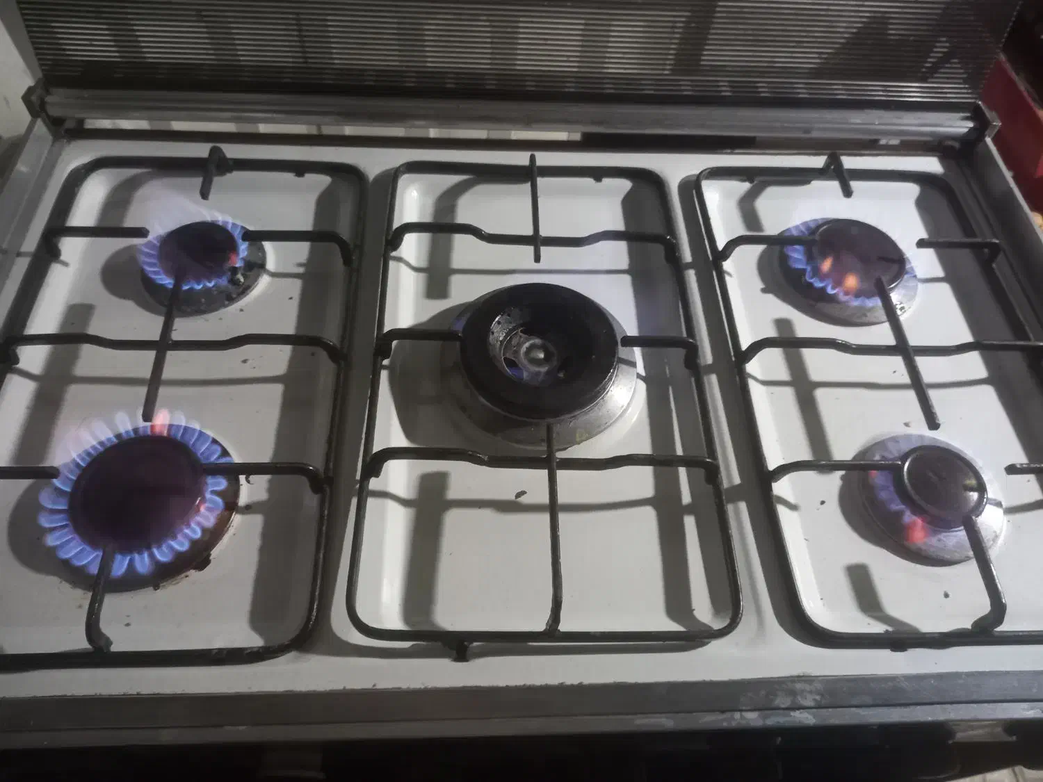 گاز ۵ شعله فر دار سالم درحد نو|اجاق گاز و لوازم برقی پخت‌وپز|یزد, |دیوار