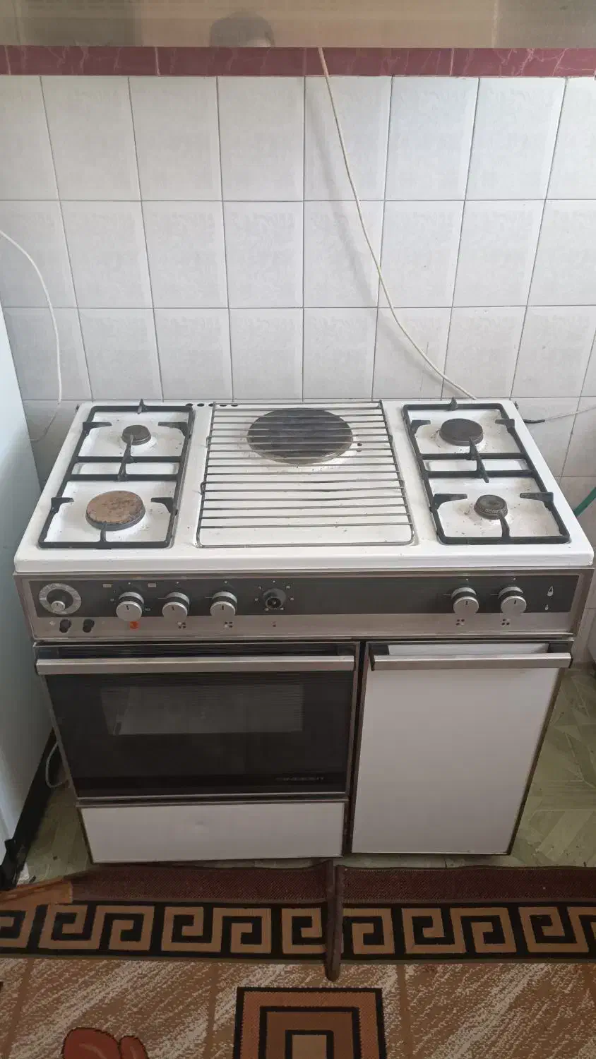 فرگاز Indesit اصل ایتالیایی،هیتربرقی جوجه گردانو..|اجاق گاز و لوازم برقی پخت‌وپز|فولادشهر, B8|دیوار