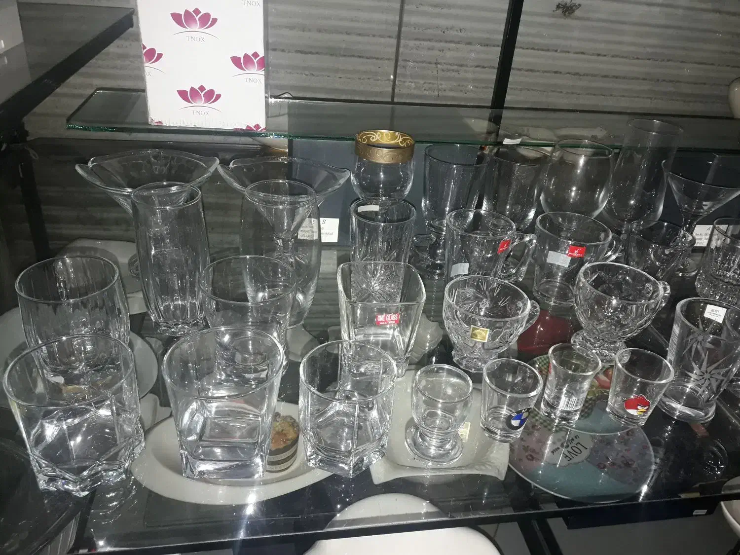 بعلت تعقیر شغل زیر قیمت|سایر لوازم برقی|رشت, دیانتی|دیوار