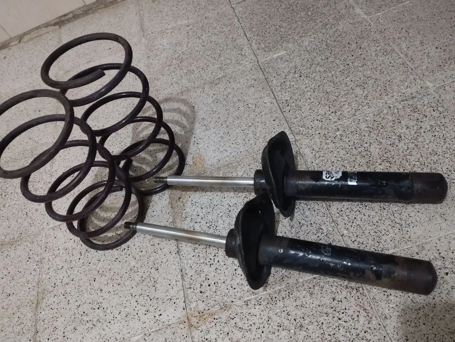 کمک فنر اسپرت پژو|قطعات یدکی و لوازم جانبی|بجنورد, |دیوار